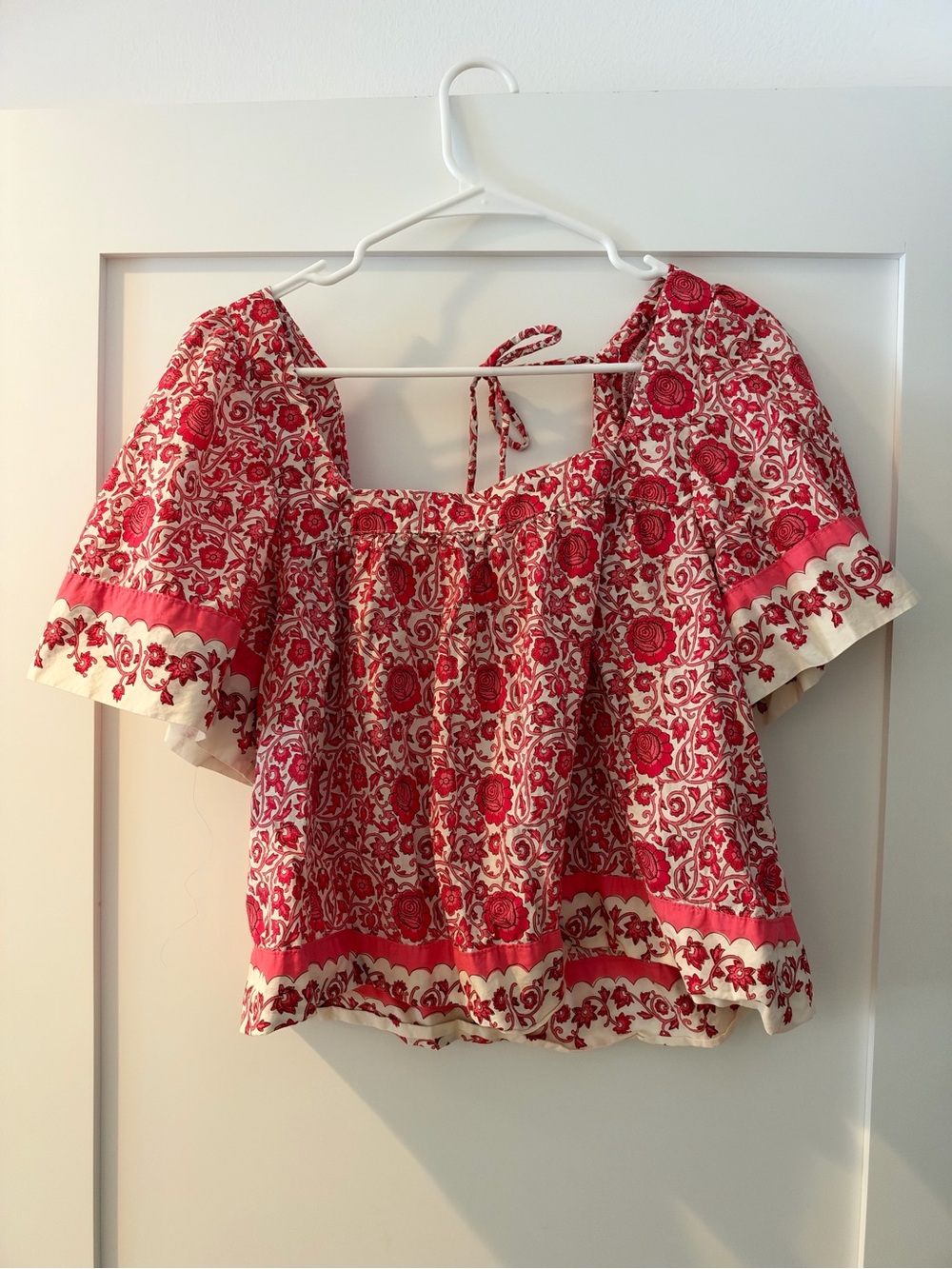 Universal Thread Red Floral Square-Neck Peasant Blouse